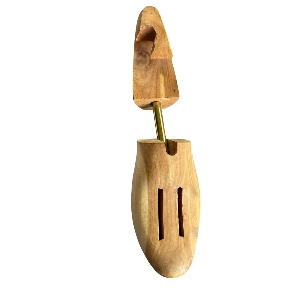 Vintage Cedar Wood Shoe Tree Split Toe Adjustable M Shoe Shaper Heritage Luxe